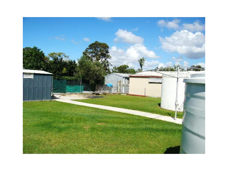 Buxton QLD 4660
