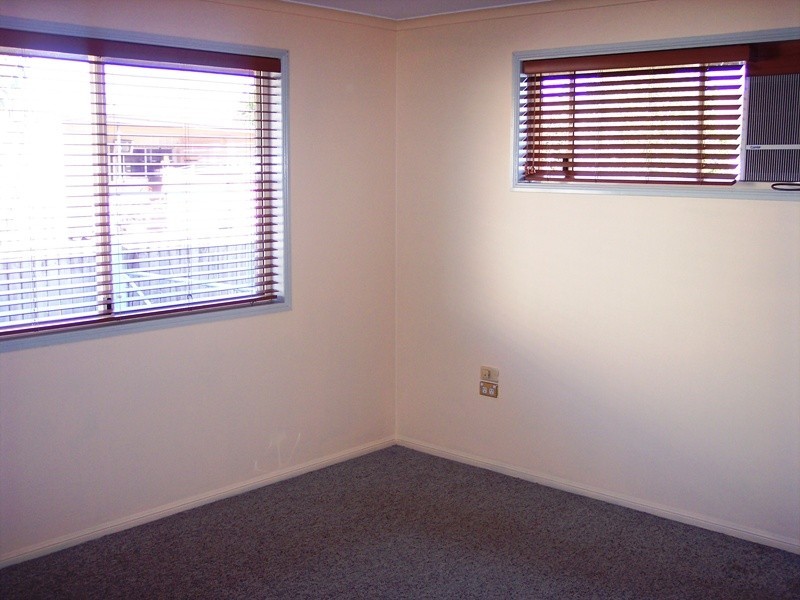 8 Spence Street, Svensson Heights QLD 4670