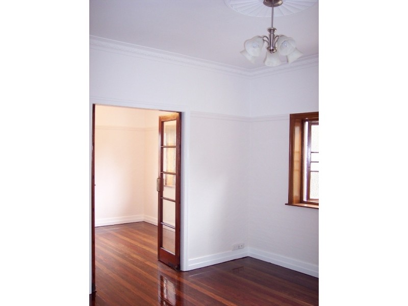 86 Maryborough St, Walkervale QLD 4670
