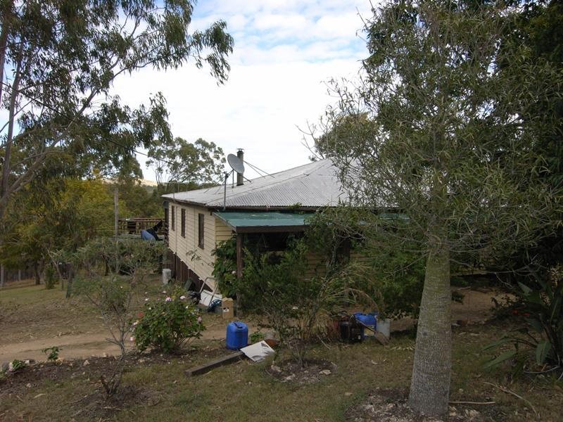 278 Mt Goonaneman Rd, Biggenden QLD 4621