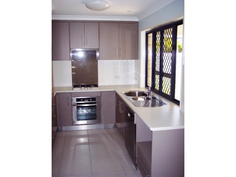 Innes Park QLD 4670