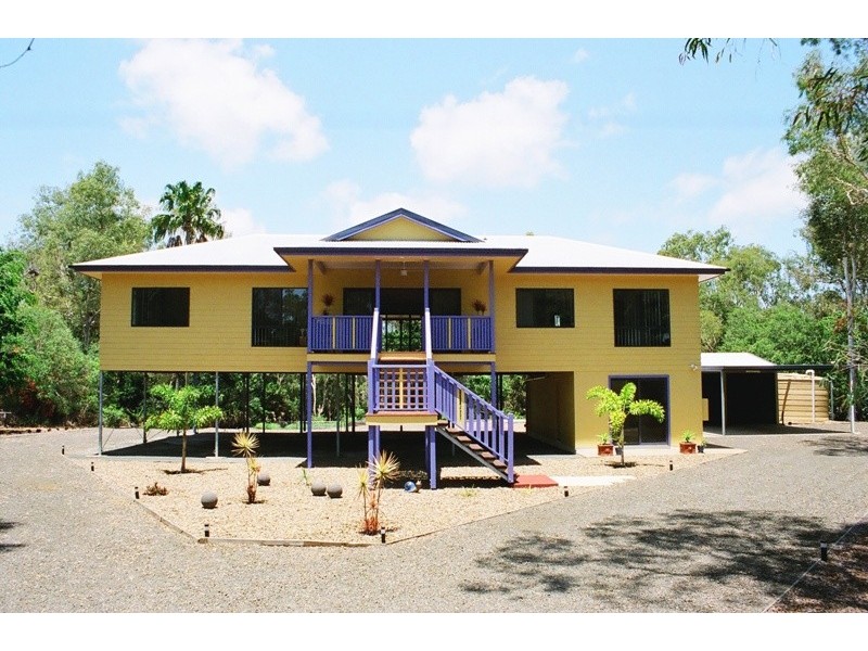 Moore Park Beach QLD 4670