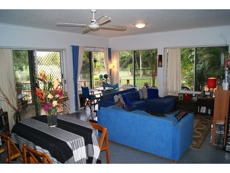 Moore Park Beach QLD 4670