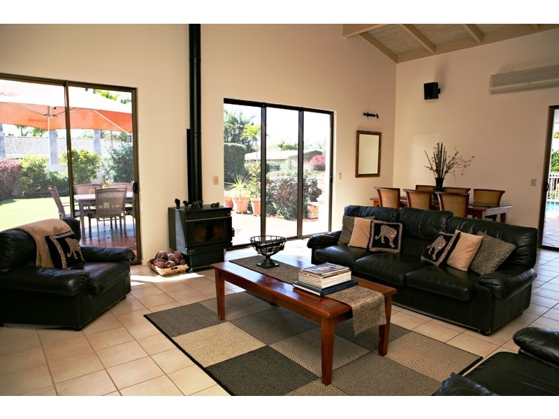 Avenell Heights QLD 4670