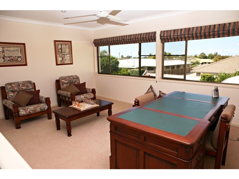 Avenell Heights QLD 4670