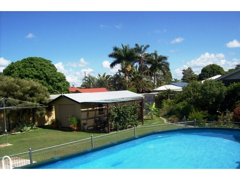 Avenell Heights QLD 4670