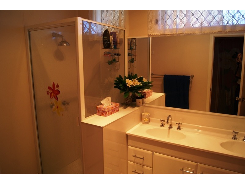 Svensson Heights QLD 4670