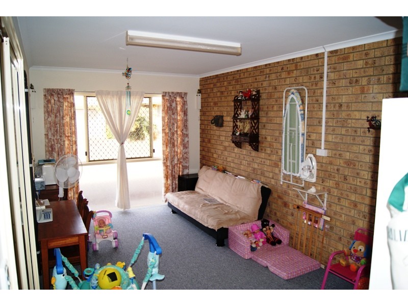 Avenell Heights QLD 4670