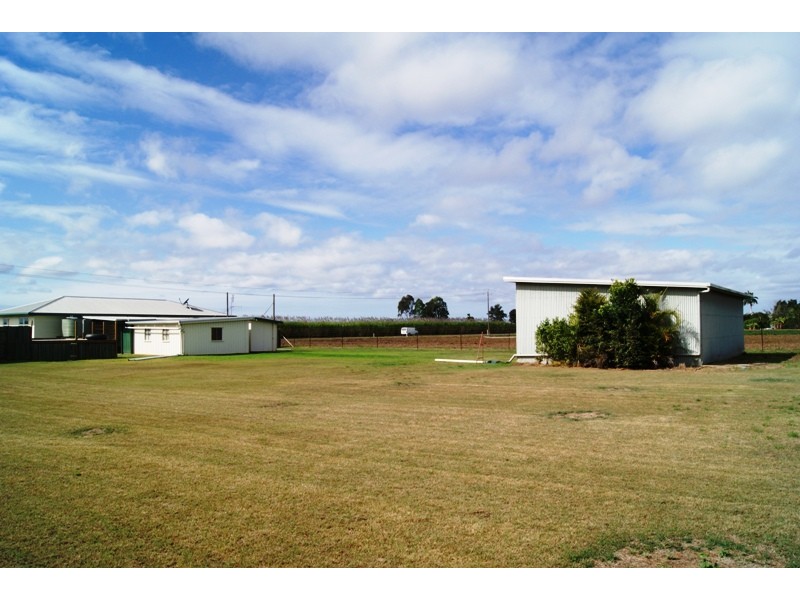 Moore Park Beach QLD 4670