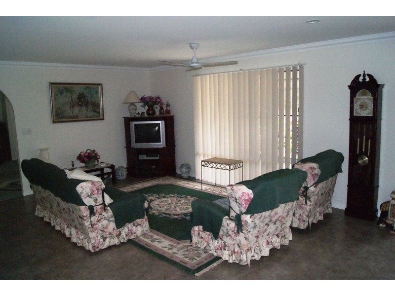 Sharon QLD 4670