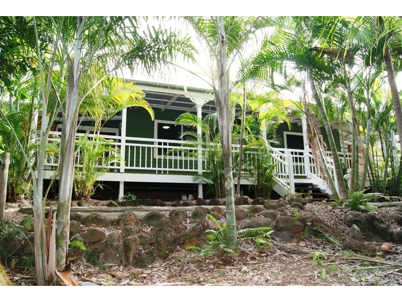 Moore Park Beach QLD 4670