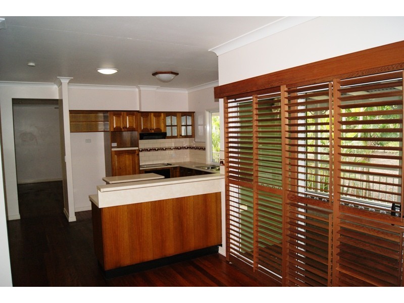 Moore Park Beach QLD 4670