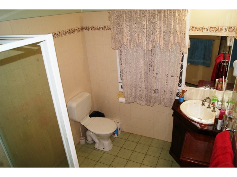 20 COOMBER STREET, Svensson Heights QLD 4670