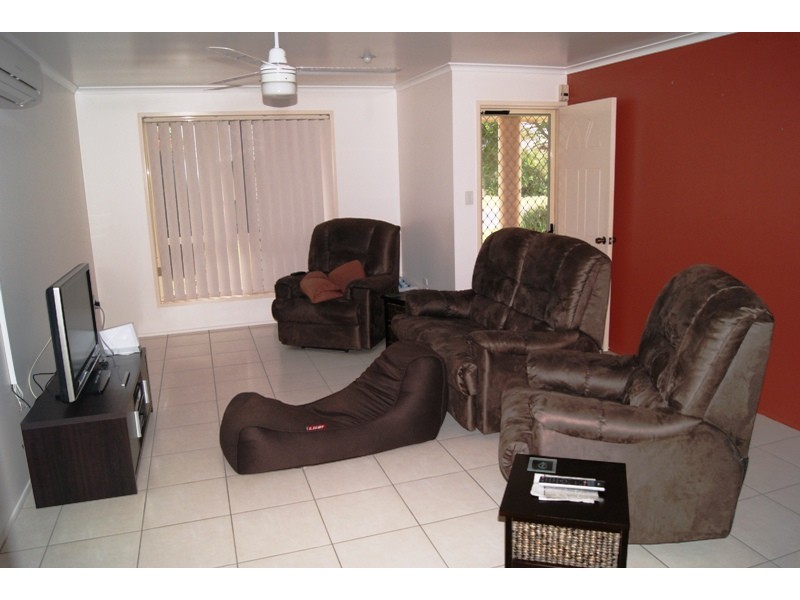 32 Clive Crescent, Kepnock QLD 4670