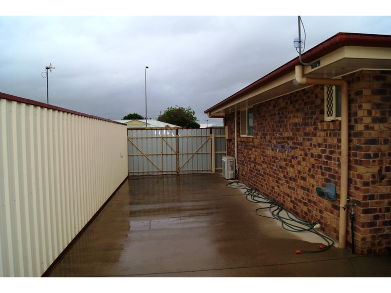 32 Clive Crescent, Kepnock QLD 4670