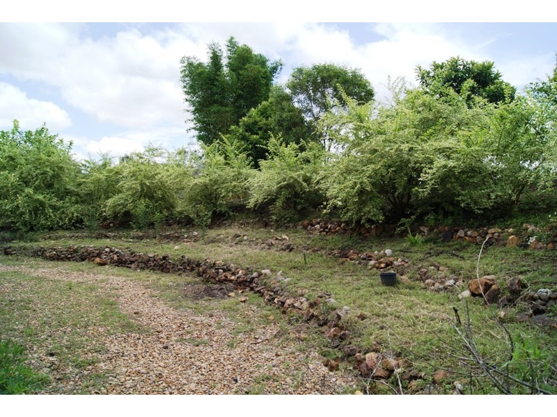 4528 Bundaberg Road, Gin Gin QLD 4671