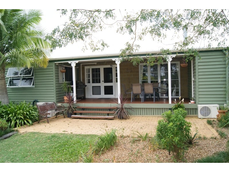 49 Daveys Drive, Branyan QLD 4670