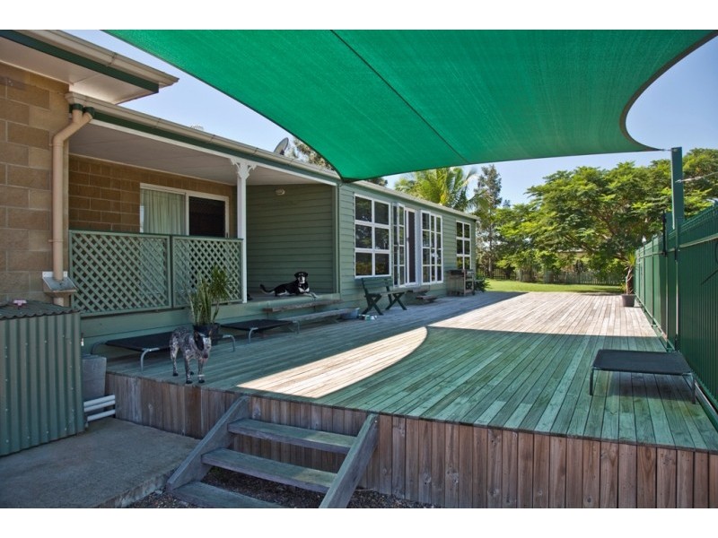 49 Daveys Drive, Branyan QLD 4670