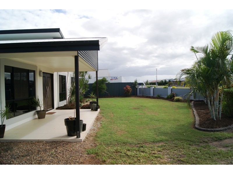 1 Clearview Avenue, Thabeban QLD 4670