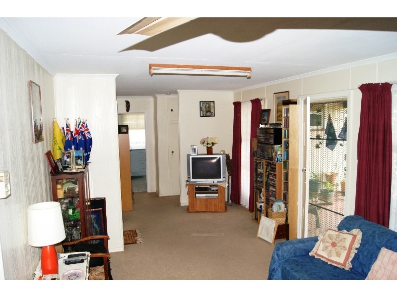 Avenell Heights QLD 4670