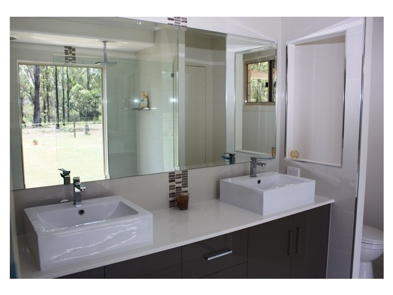 52 BELLBIRD DRIVE, Bucca QLD 4670