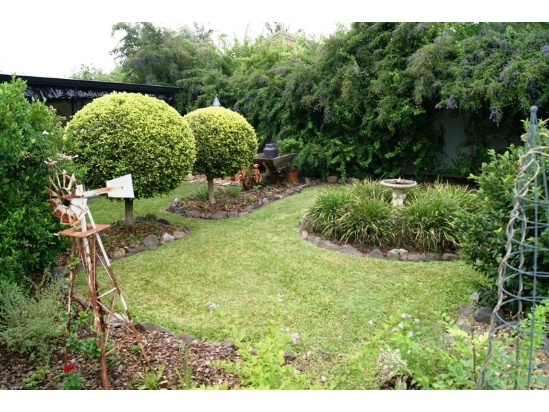 1 Buss Street, Bundaberg South QLD 4670