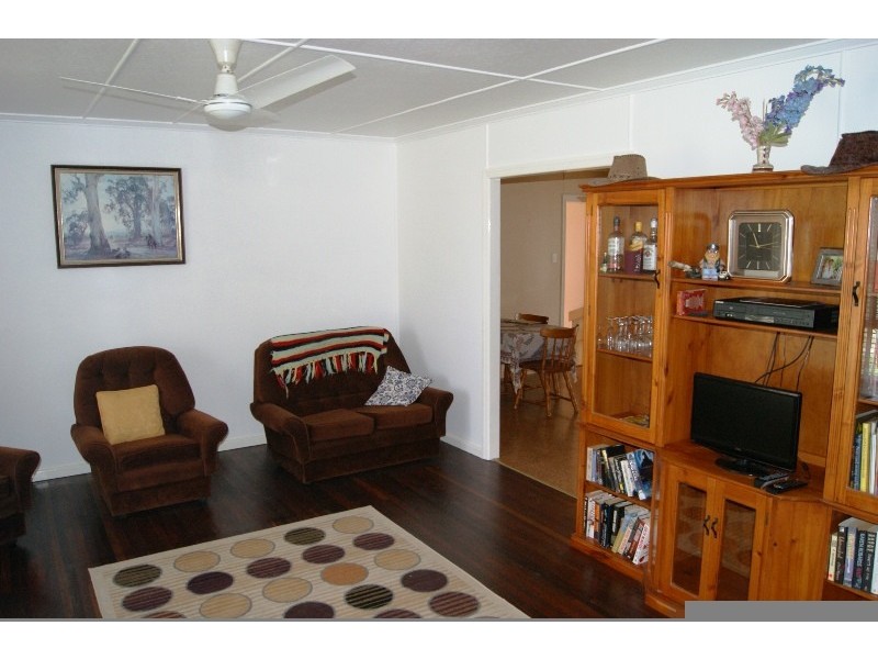 3 Brasch Street, Kepnock QLD 4670