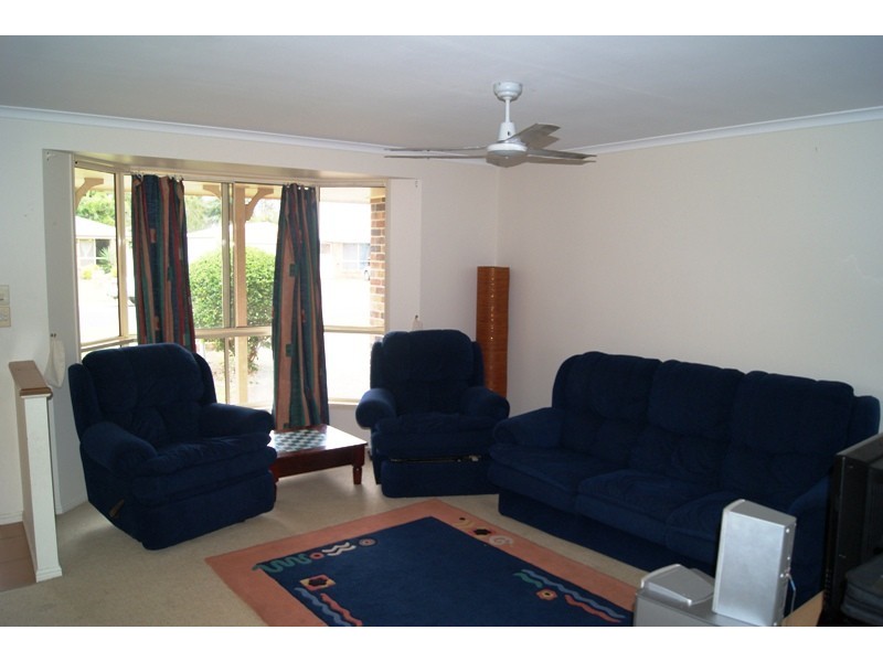 24 BERGHOFFER DRIVE, Kepnock QLD 4670