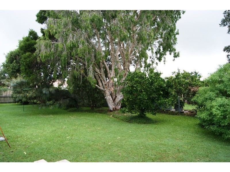 18 Donald Smith Drive, Bundaberg East QLD 4670