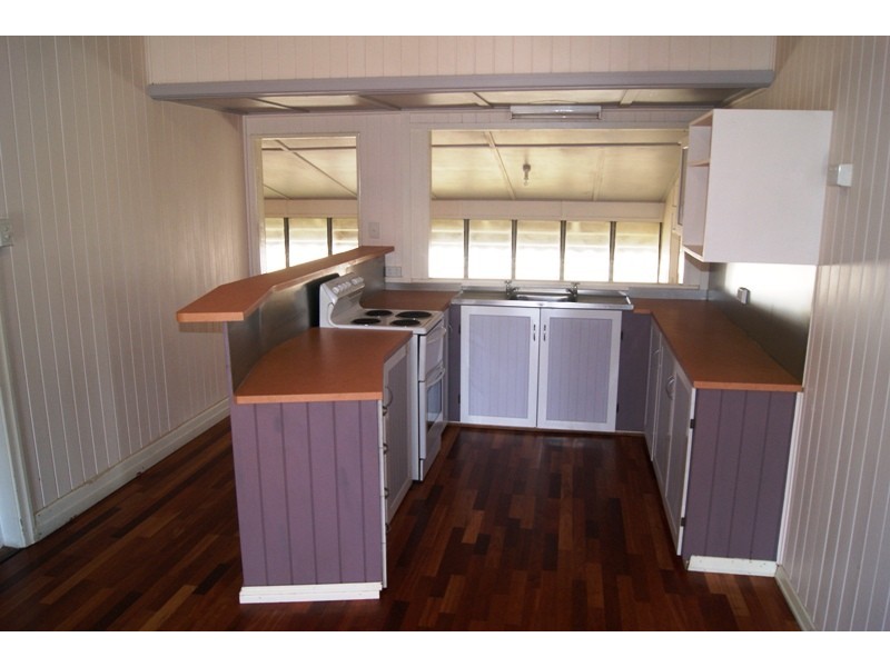 51  PITT STREET, Walkervale QLD 4670