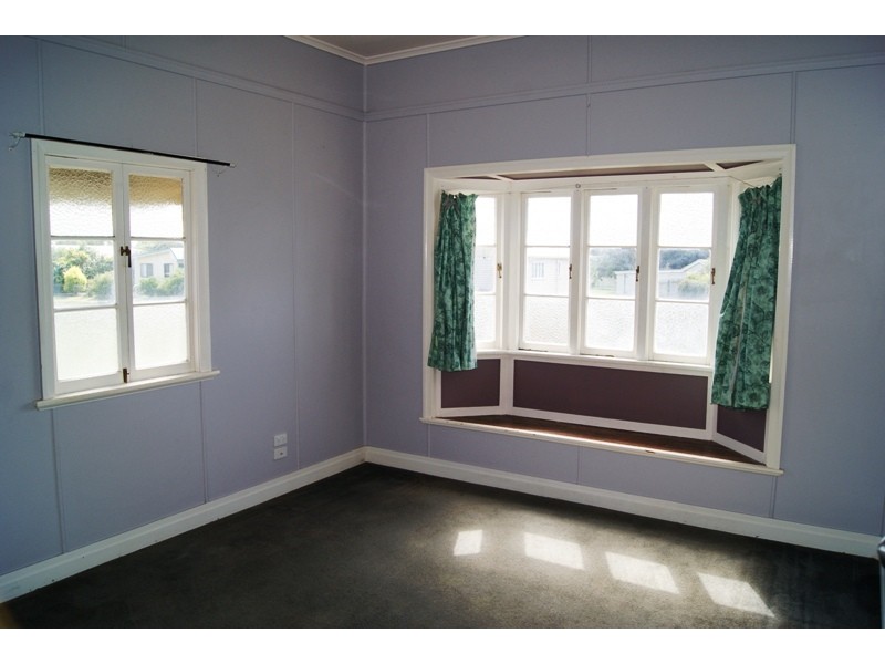 51  PITT STREET, Walkervale QLD 4670