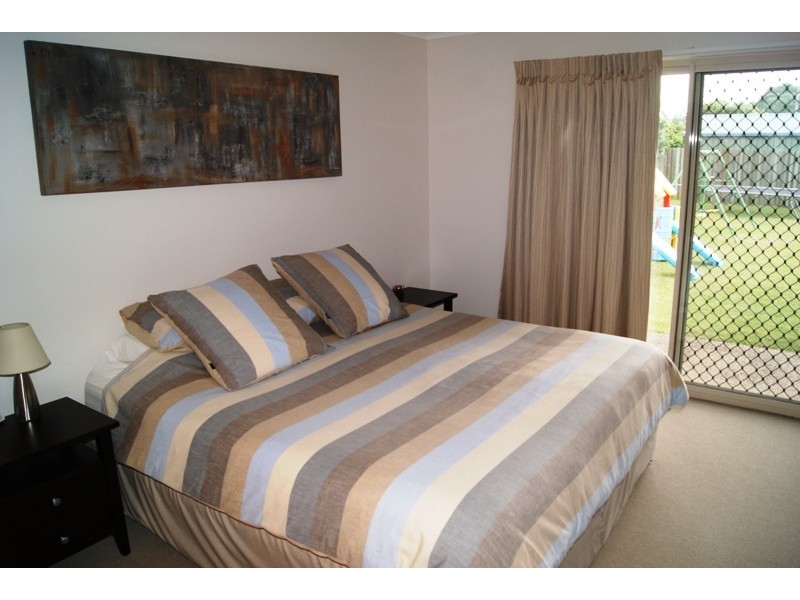 1 Kedge Street, Svensson Heights QLD 4670