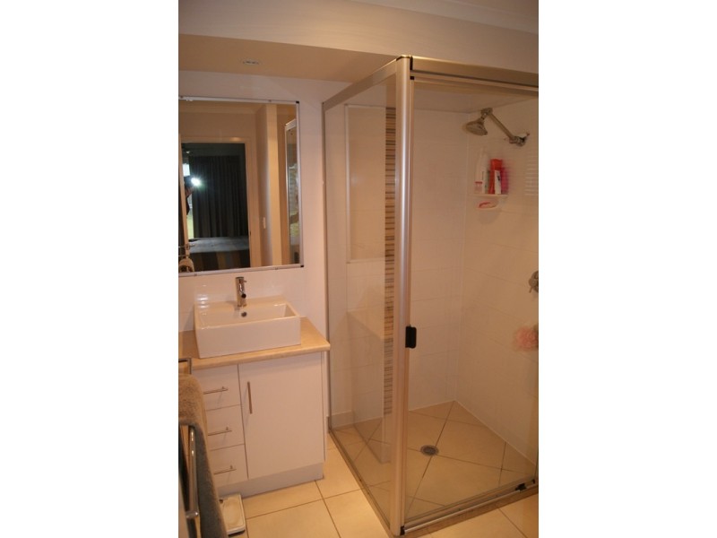 1 Kedge Street, Svensson Heights QLD 4670