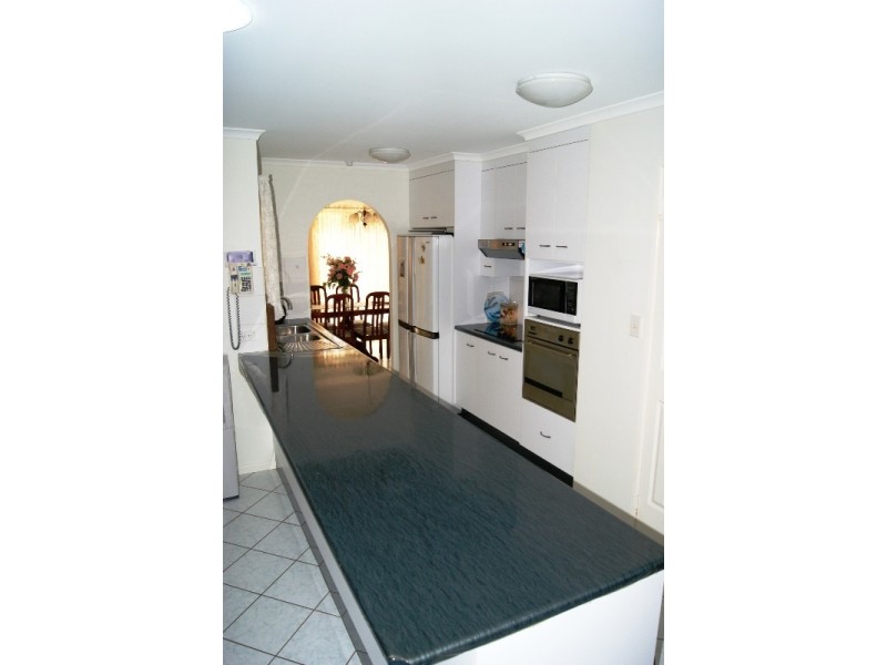 195 Barolin Esplanade, Coral Cove QLD 4670