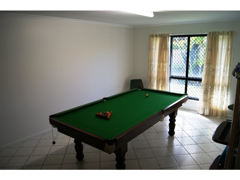 195 Barolin Esplanade, Coral Cove QLD 4670