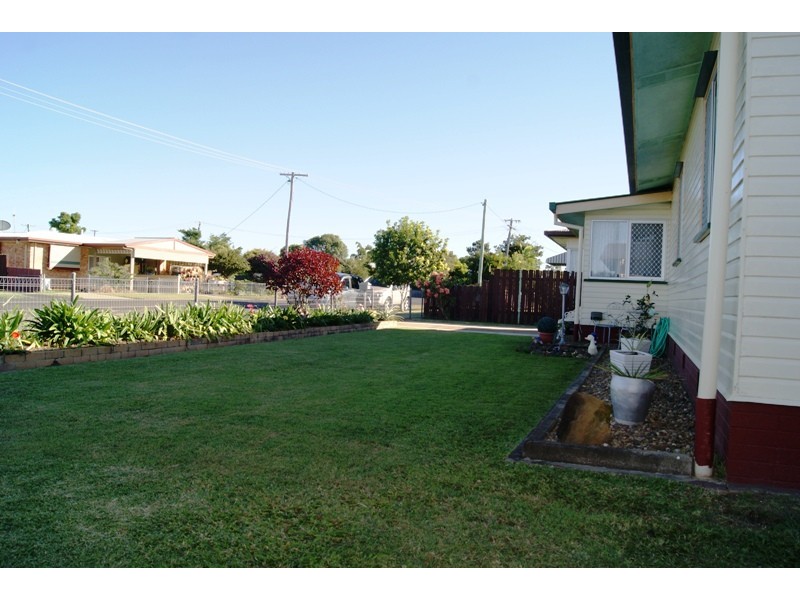 10 Walsh Street, Walkervale QLD 4670