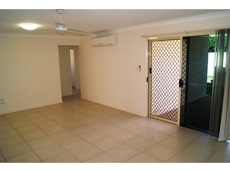 1/11 Payne Street, Millbank QLD 4670