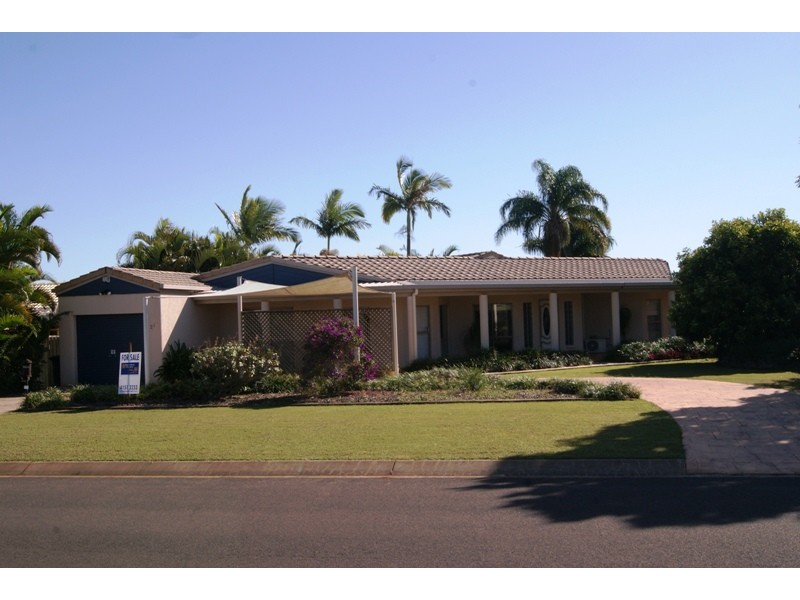 21 Pinnacle Court, Avoca QLD 4670