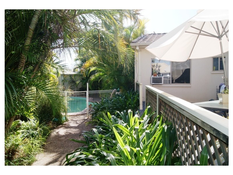 21 Pinnacle Court, Avoca QLD 4670