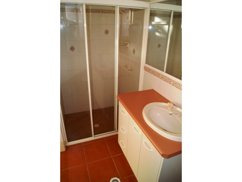 52 CUNNINGTON STREET, Bundaberg East QLD 4670