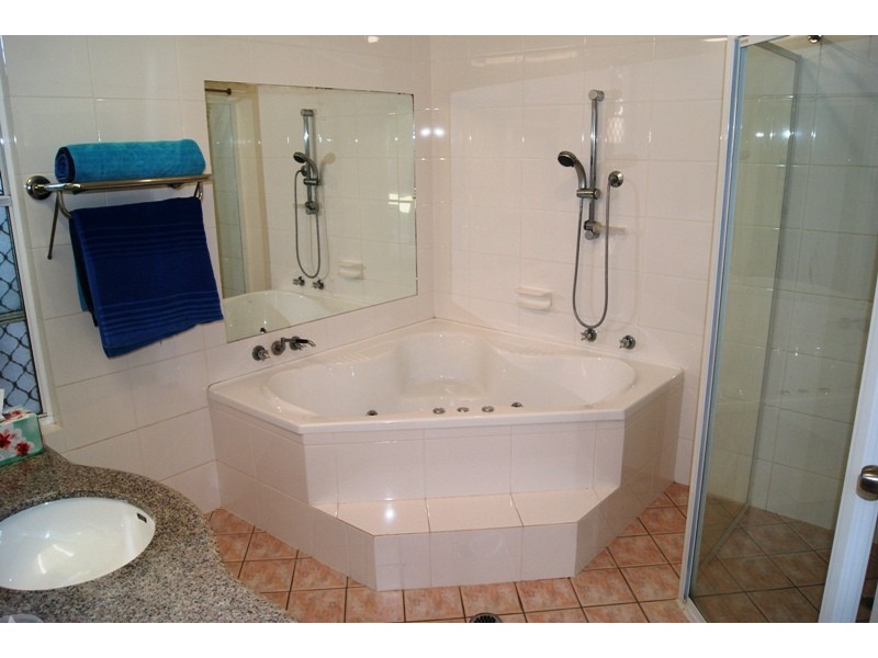 66 HANBURY STREET, Bundaberg North QLD 4670