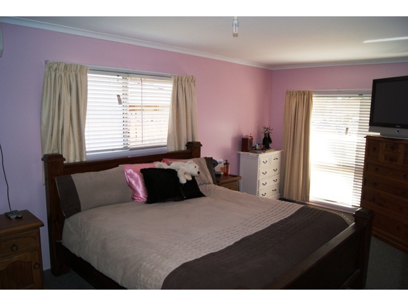 83 CLIVE CRESCENT, Kepnock QLD 4670