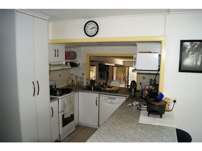 20 Alice Street, Walkervale QLD 4670