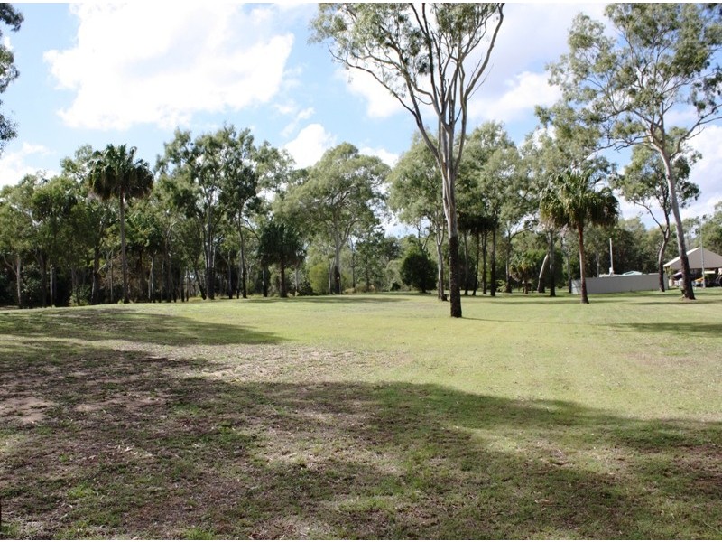 Moore Park Beach QLD 4670