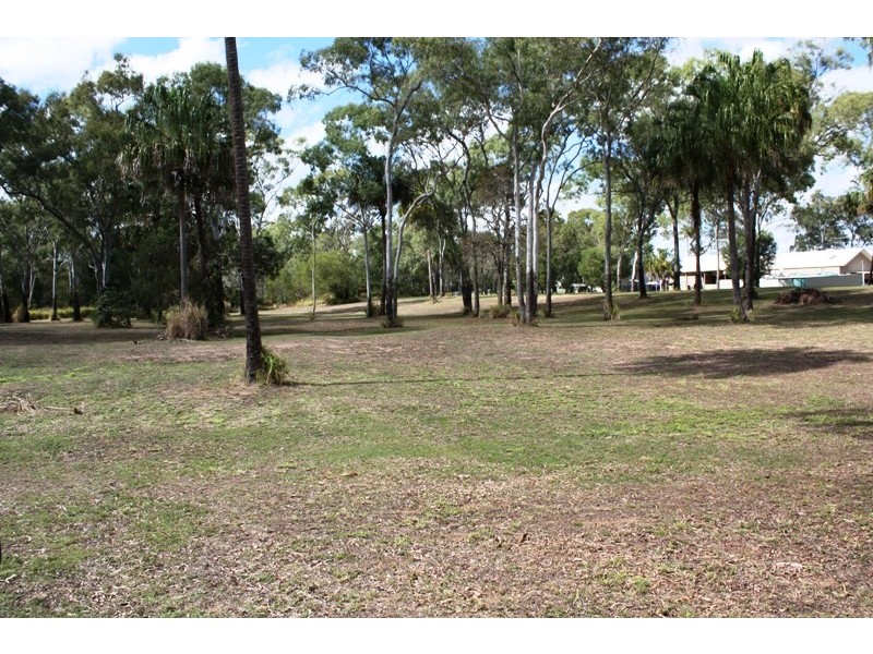 Moore Park Beach QLD 4670