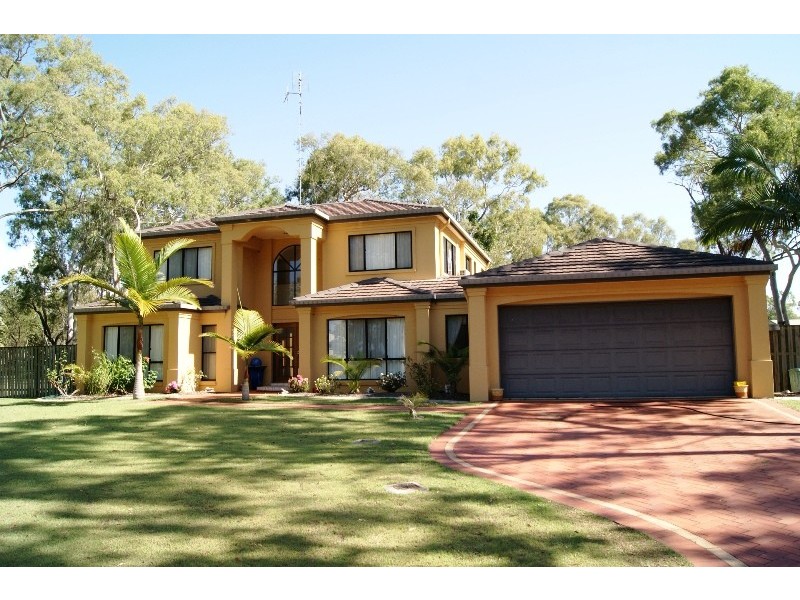 5 ROYAL BOULEVARDE, Moore Park Beach QLD 4670