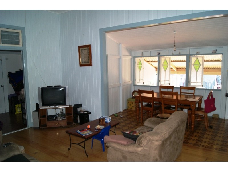 19A SKYRING STREET, Bundaberg East QLD 4670