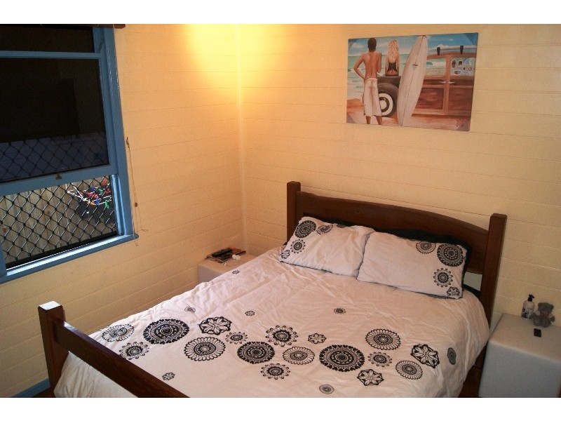 77 STEUART STREET, Bundaberg North QLD 4670