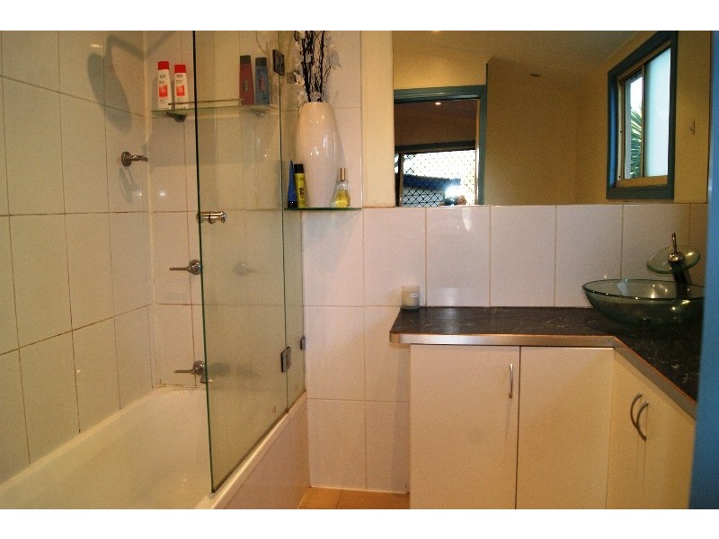 77 STEUART STREET, Bundaberg North QLD 4670