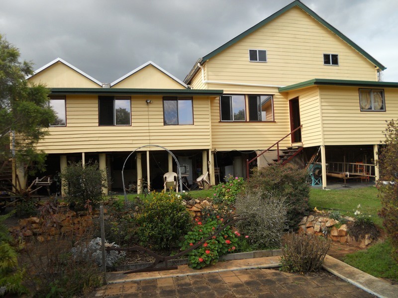13 Queen Street, Cordalba QLD 4660